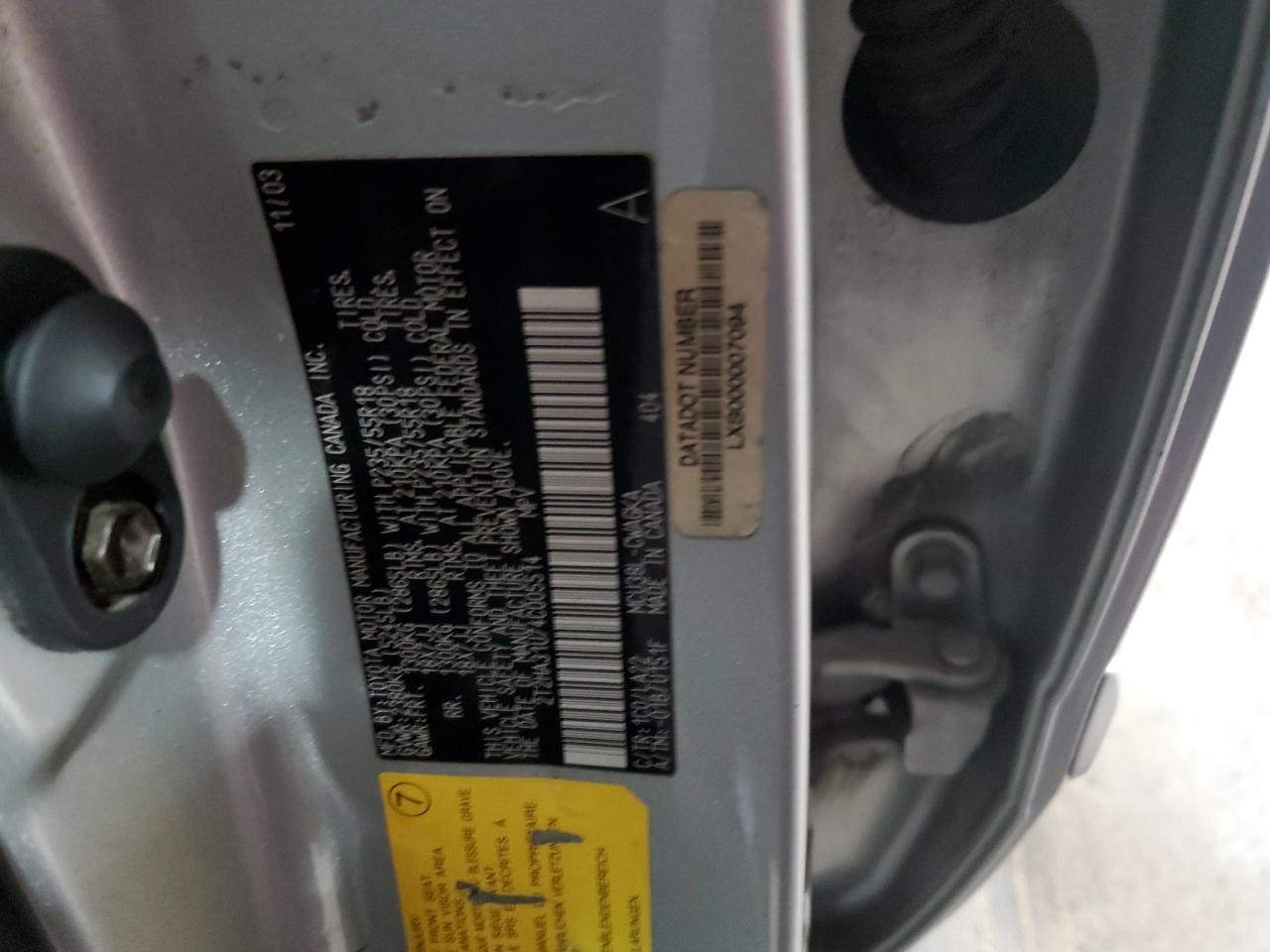 2004 Lexus RX - Image 13