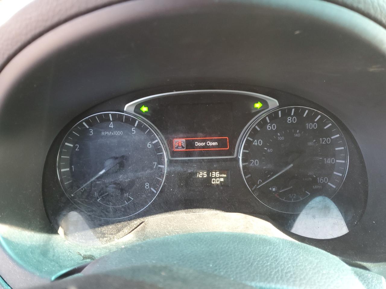 2015 Nissan Altima - Image 9
