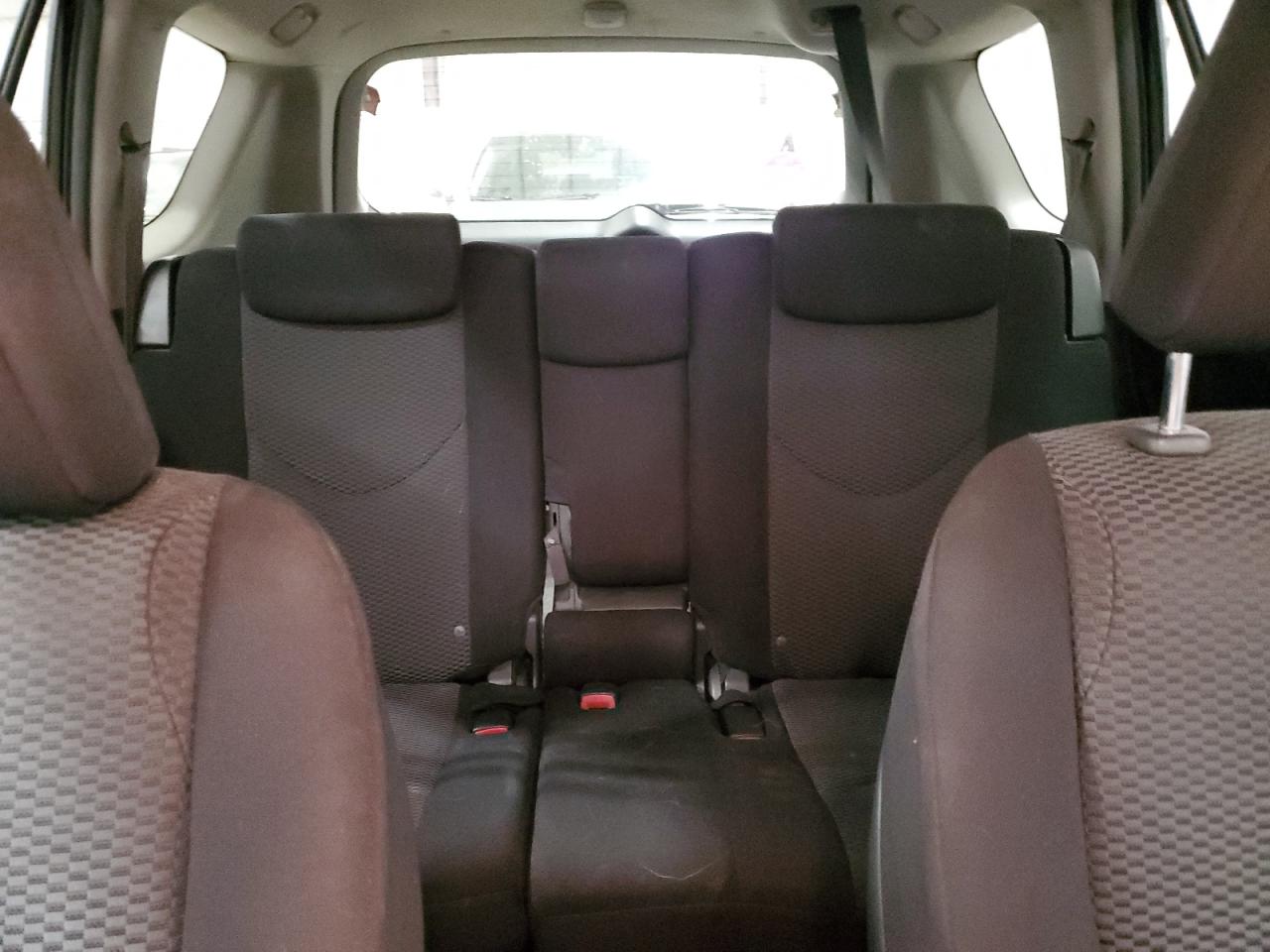 2010 Toyota RAV 4 - Image 10
