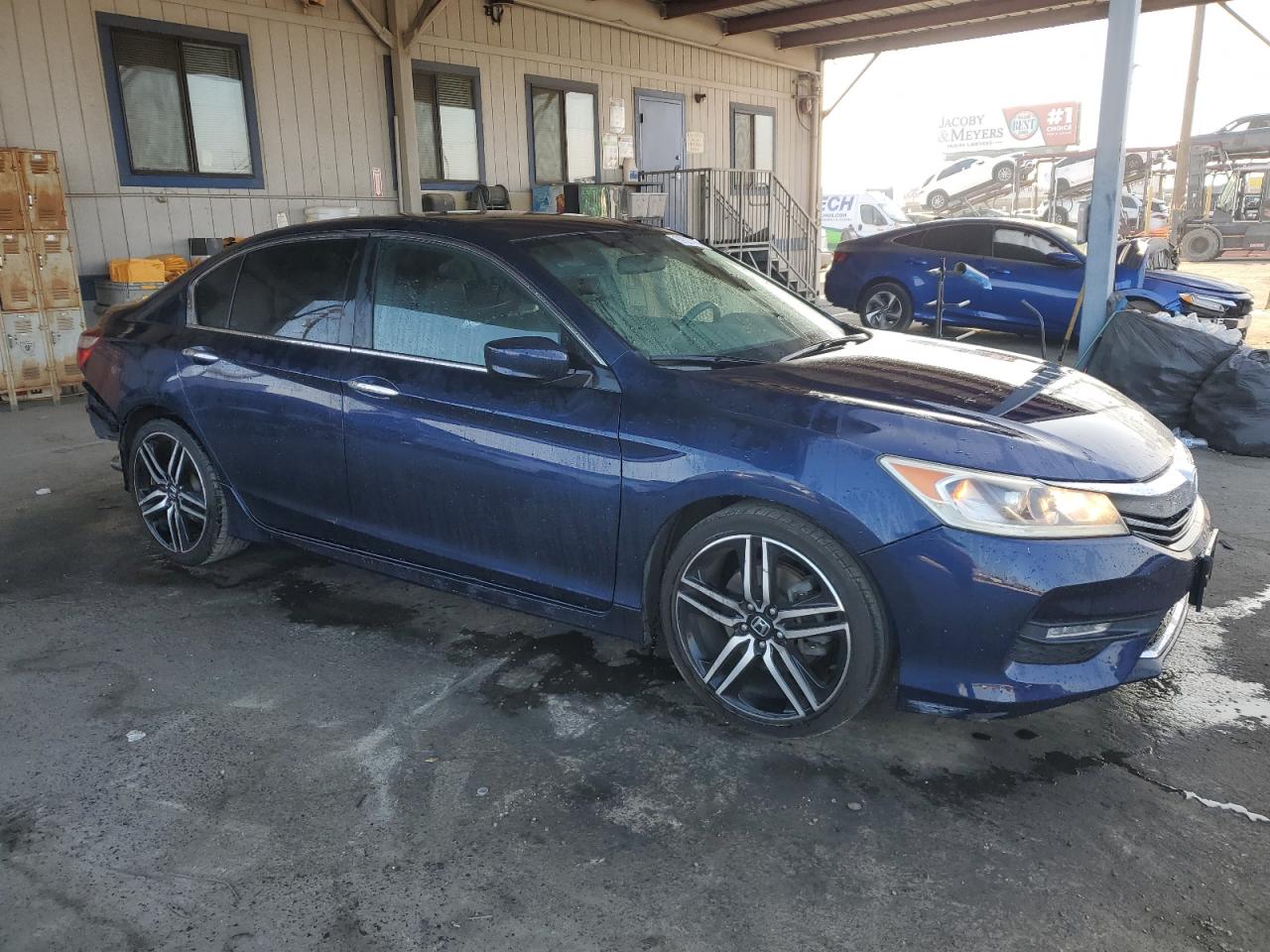 2017 Honda Accord - Image 4