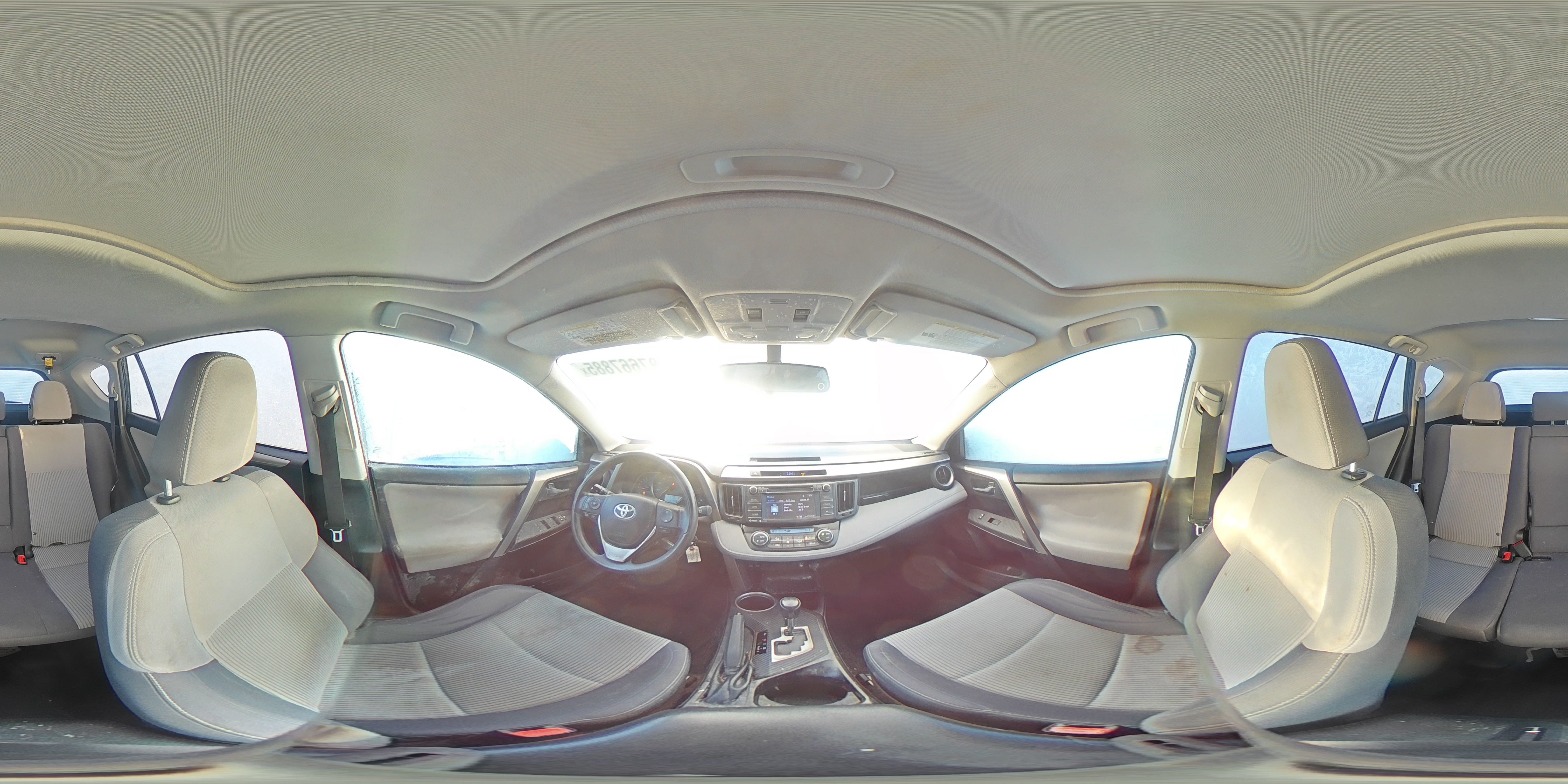 2015 Toyota RAV 4 - Image 16