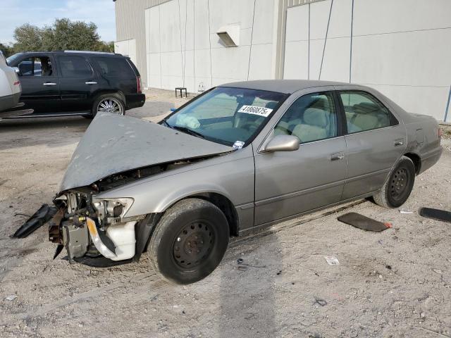 1999 Toyota Camry Le 2.2L