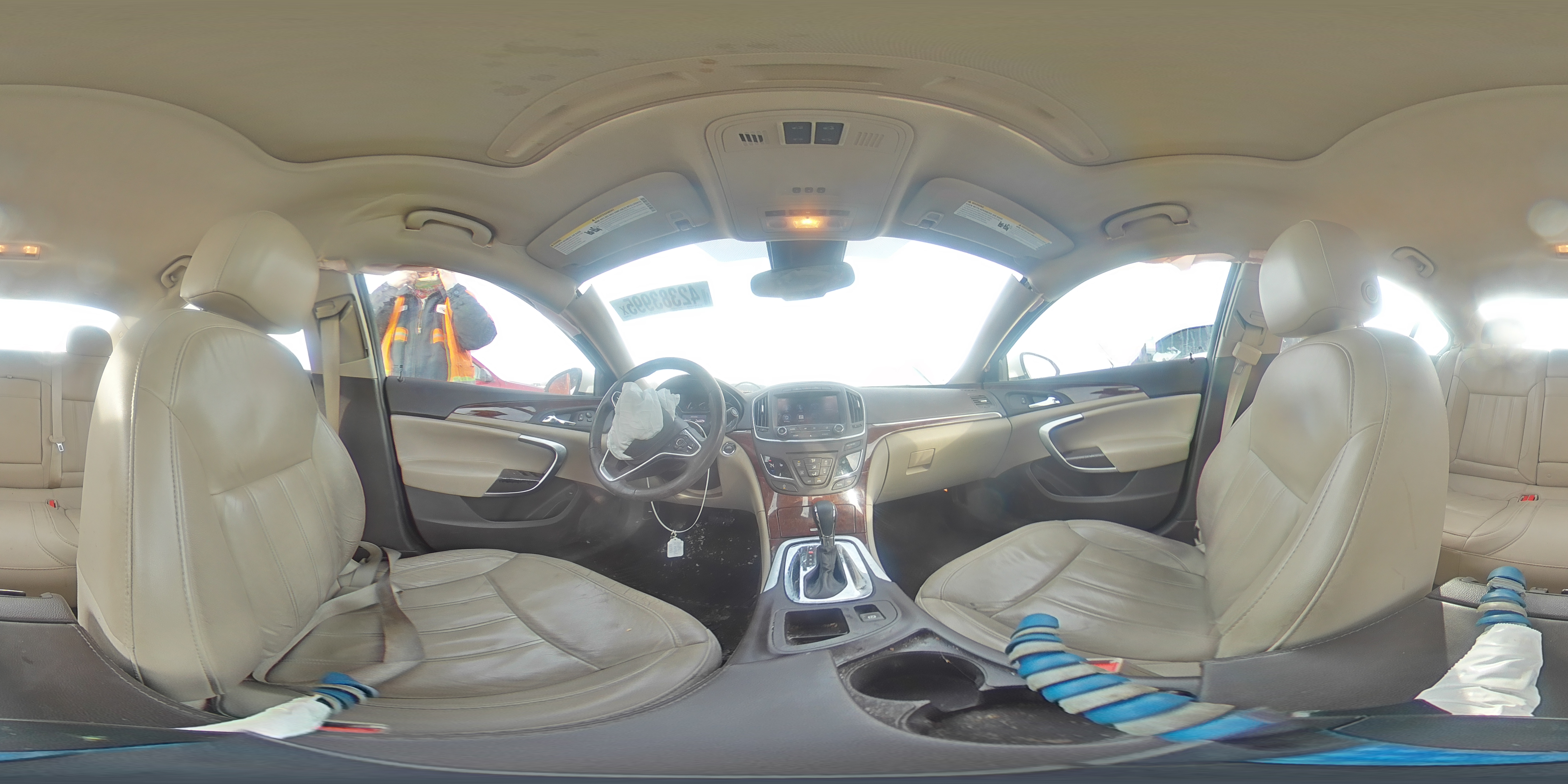 2014 Buick Regal - Image 14