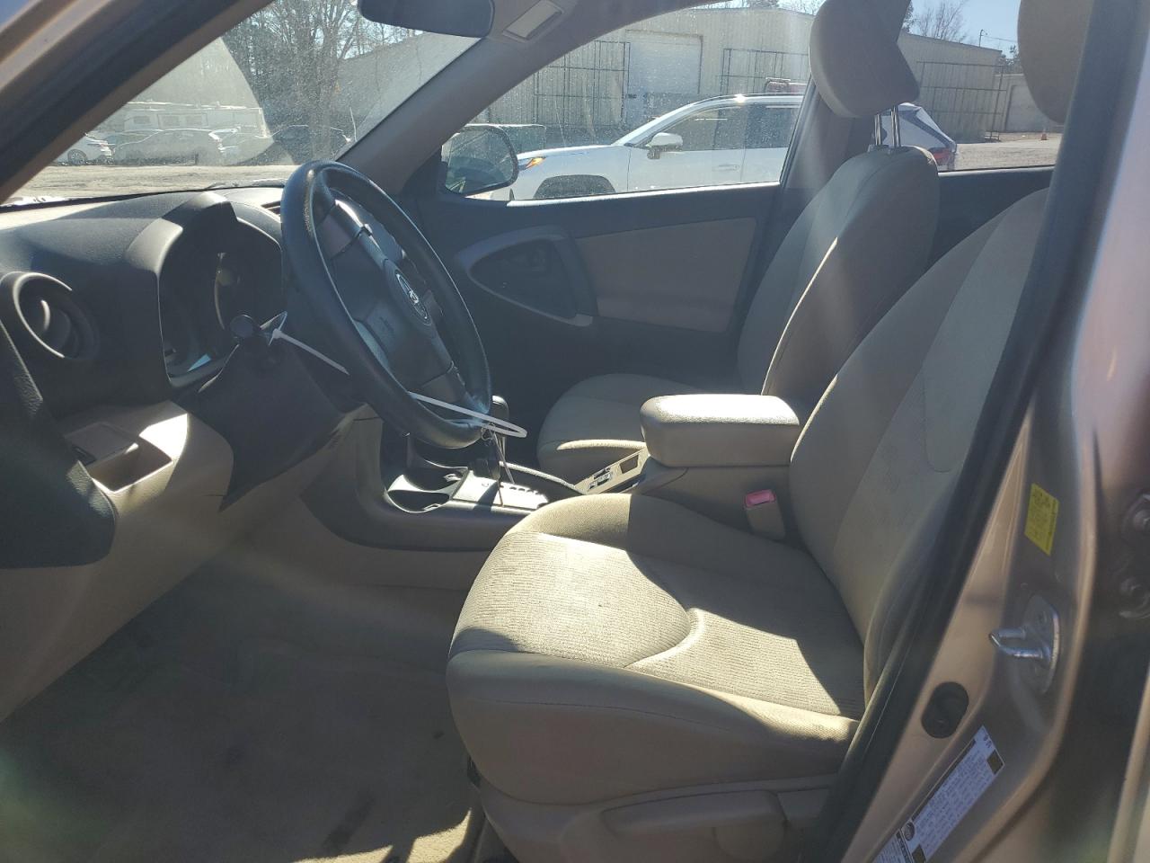 2010 Toyota RAV 4 - Image 7