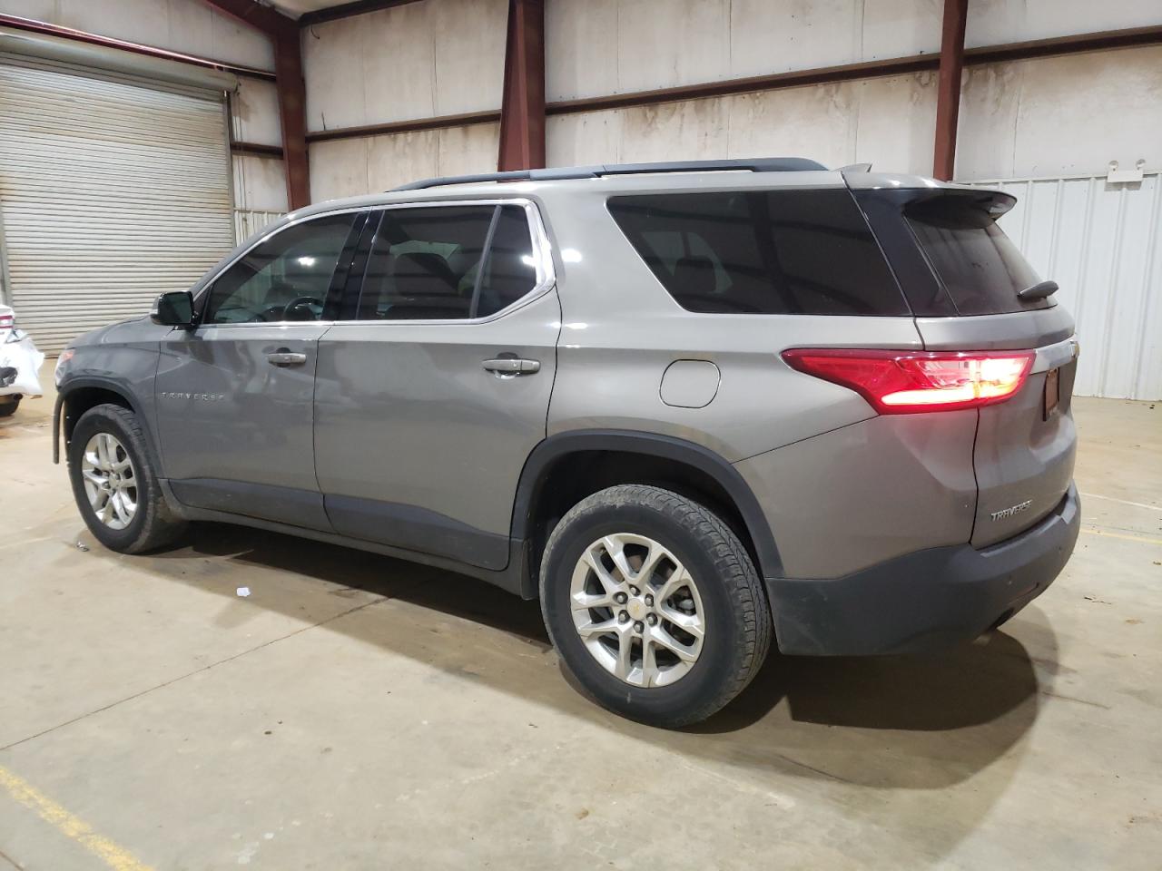 2019 Chevrolet Traverse - Image 2