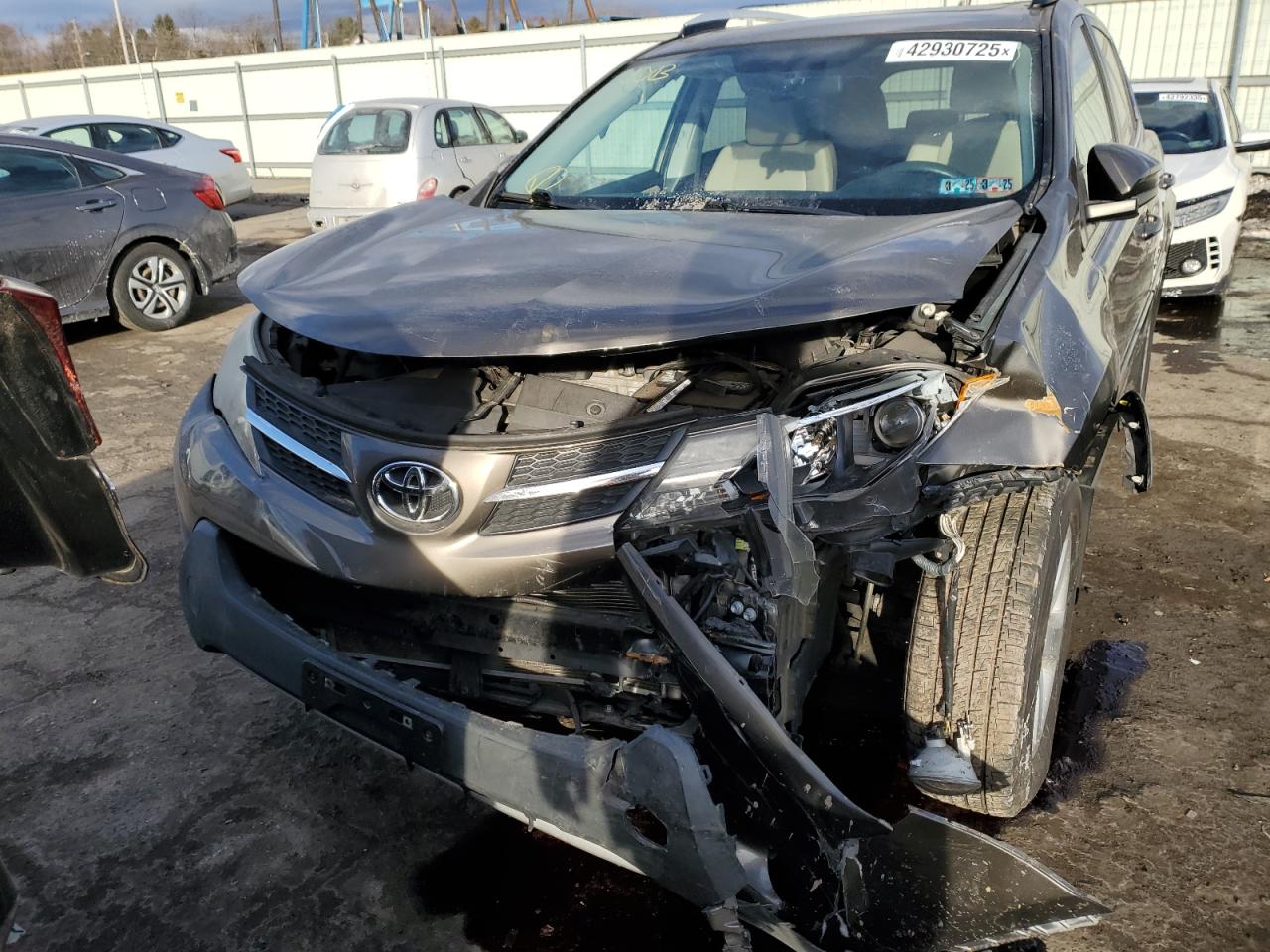 2014 Toyota RAV 4 - Image 5