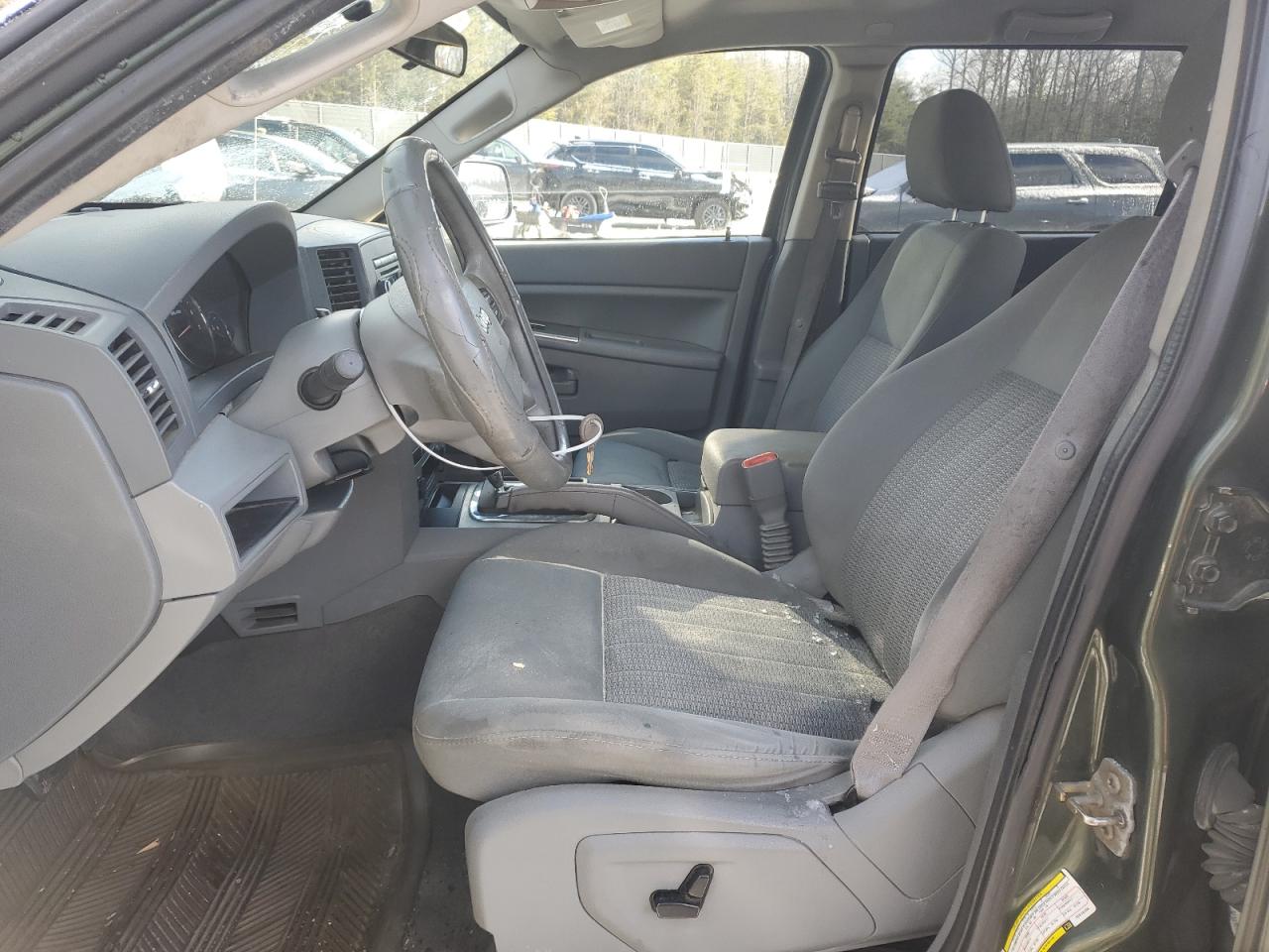 2007 Jeep Grand Cherokee - Image 7