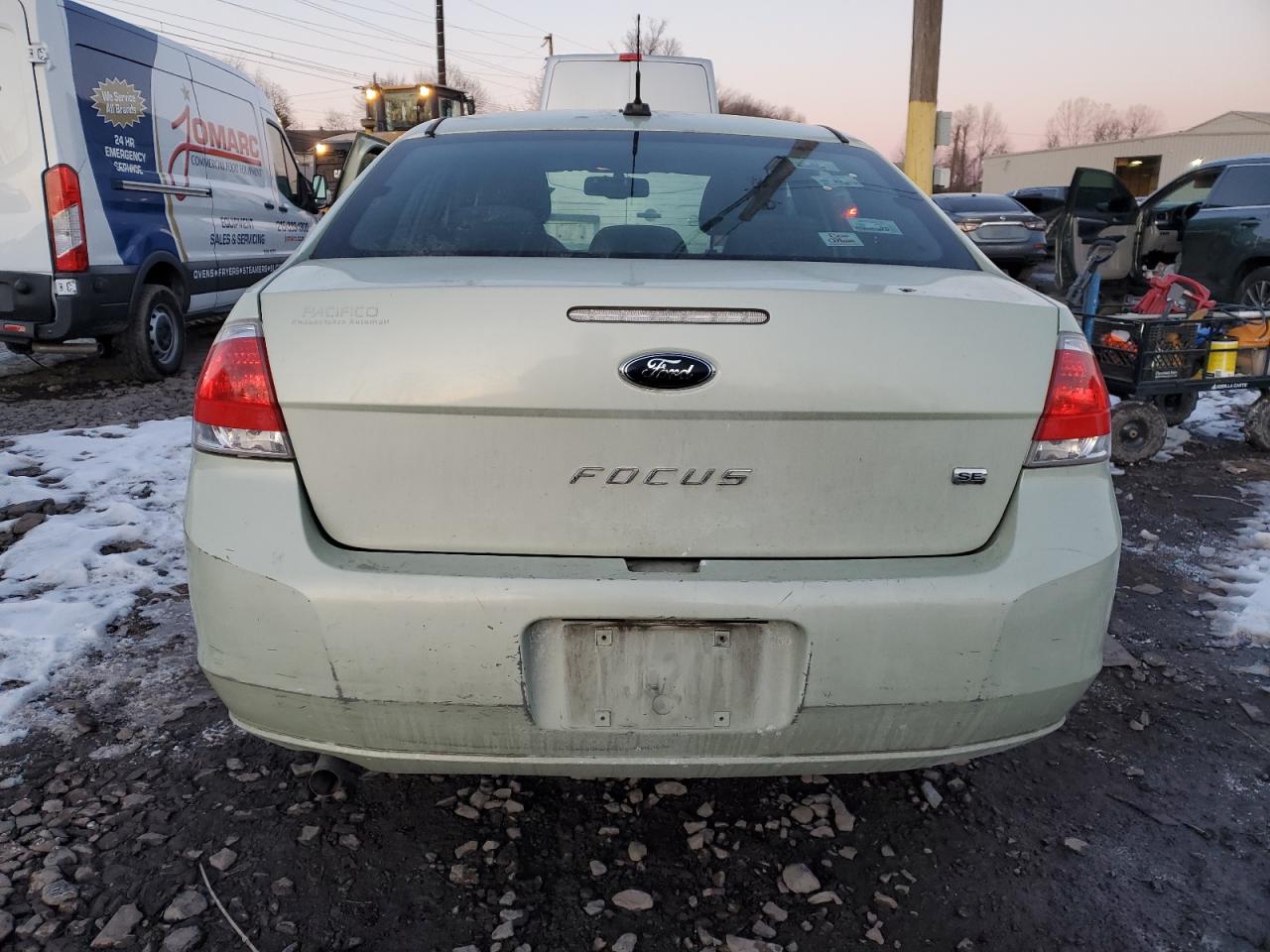 2010 Ford Focus - Image 6