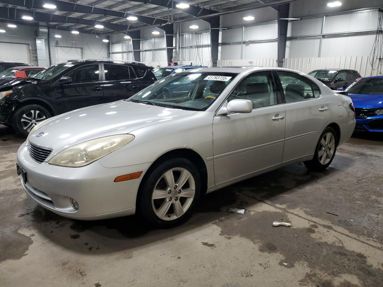 2005 Lexus ES - Image 1
