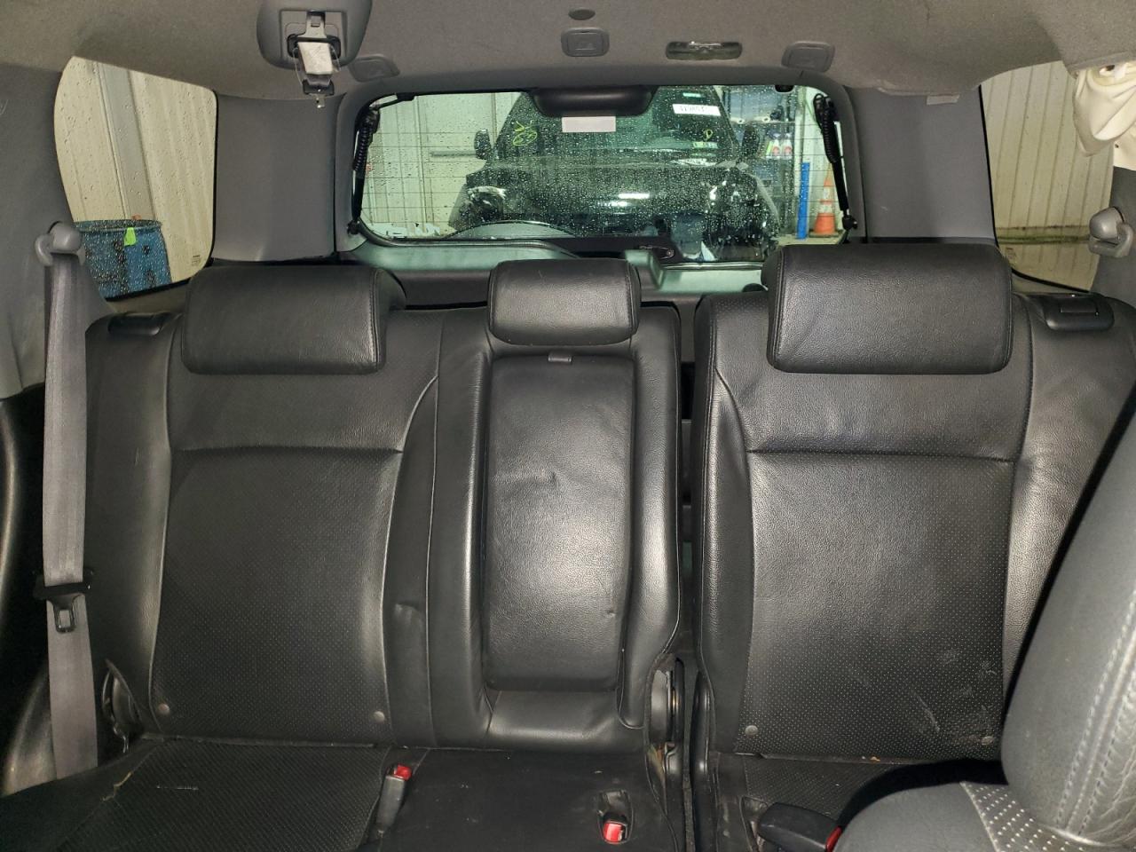 2005 Honda CR-V - Image 10