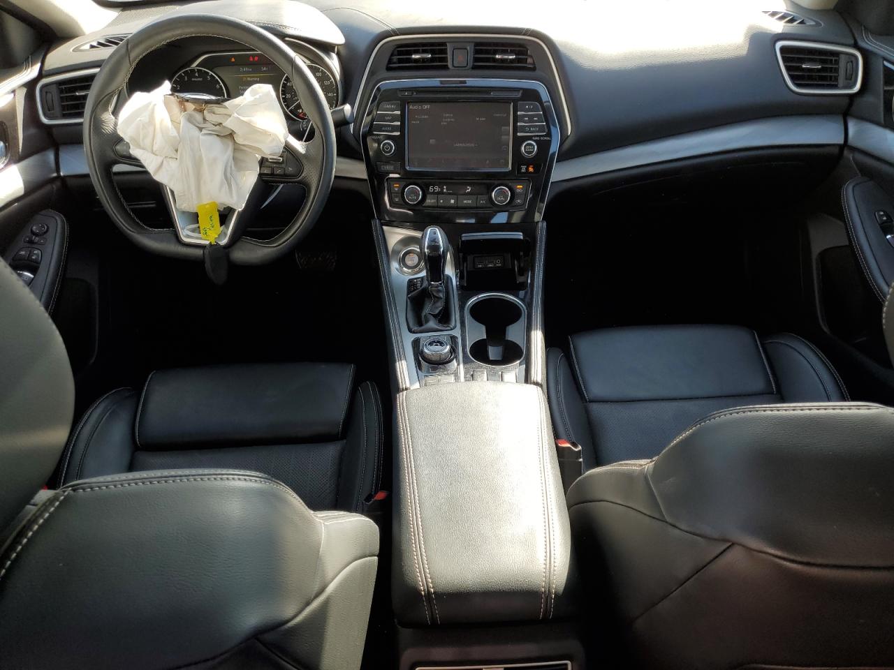 2018 Nissan Maxima - Image 8
