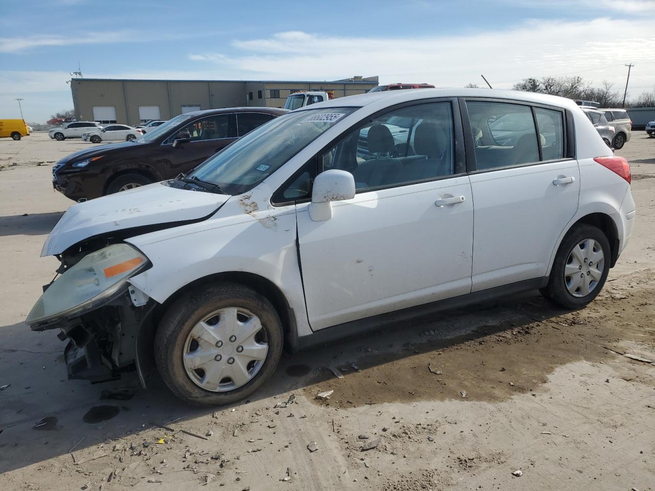 2009 Nissan Versa S na sprzedaż w Wilmer, TX - Front End