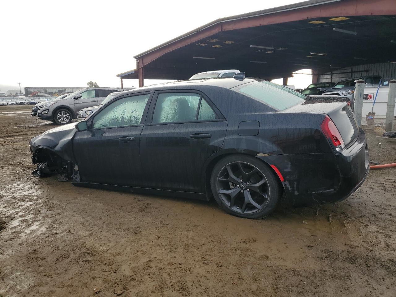 VIN 2C3CCABG3PH637057 2023 CHRYSLER 300 no.2