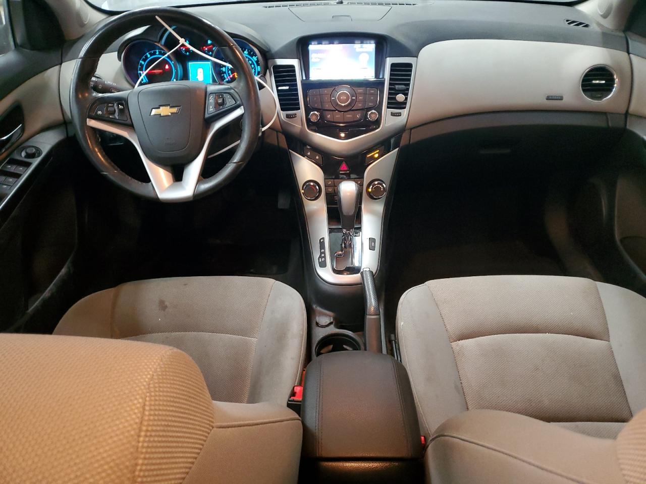 2014 Chevrolet Cruze - Image 8