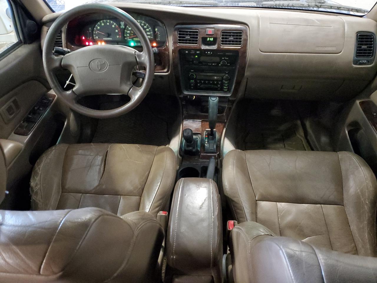 2002 Toyota 4Runner - Image 8