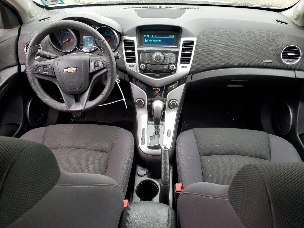 2015 Chevrolet Cruze - Image 8