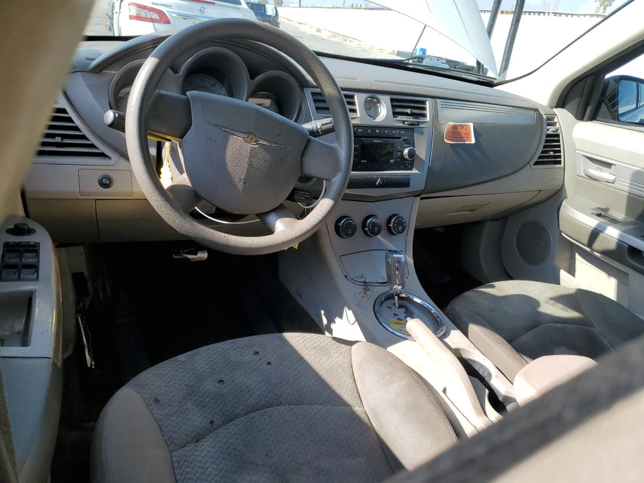 2008 Chrysler Sebring - Image 8