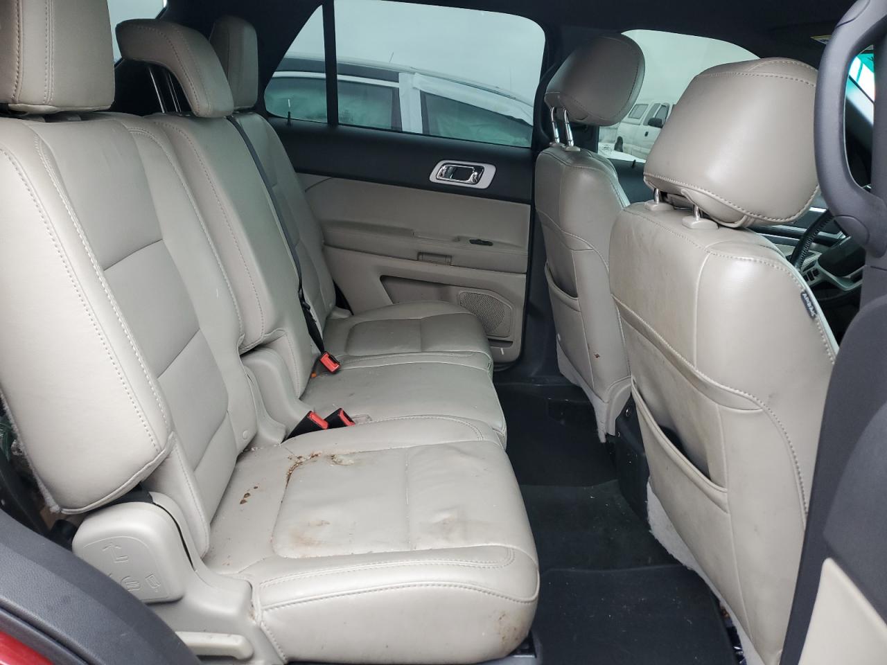 2013 Ford Explorer - Image 12