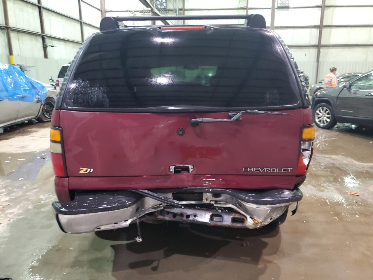 2004 Chevrolet Tahoe - Image 6