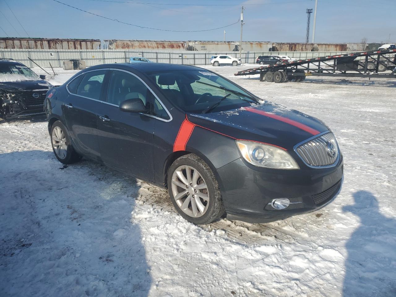 VIN 1G4PP5SKXE4236138 2014 BUICK VERANO no.4