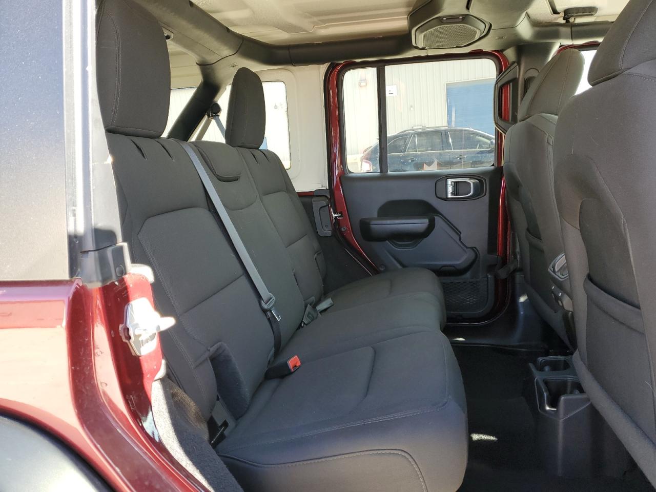 2021 Jeep Wrangler - Image 11