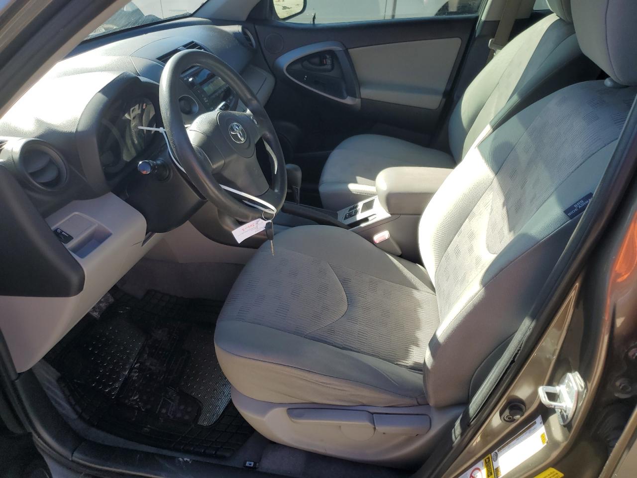 2009 Toyota RAV 4 - Image 7
