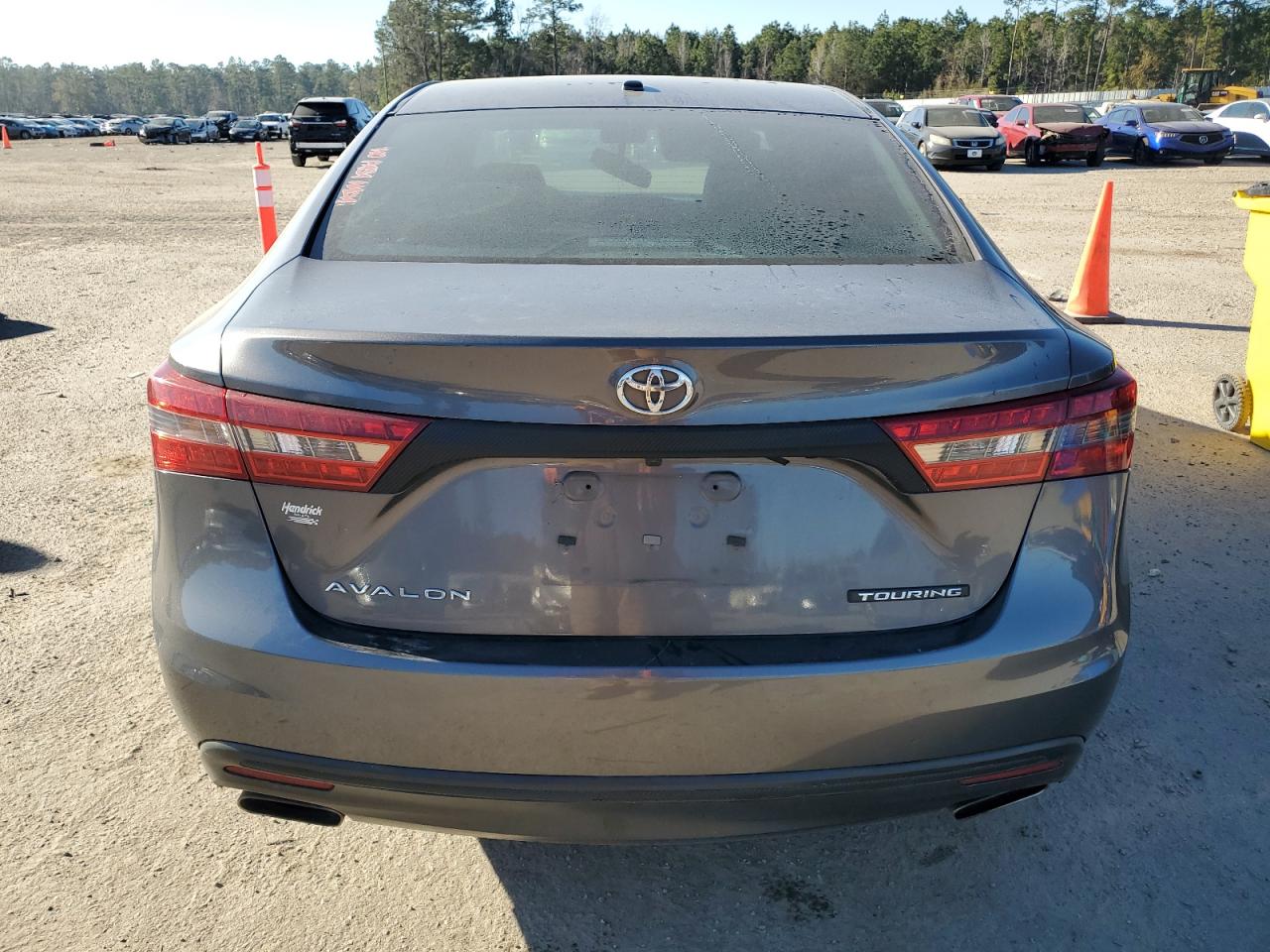 2016 Toyota Avalon - Image 6