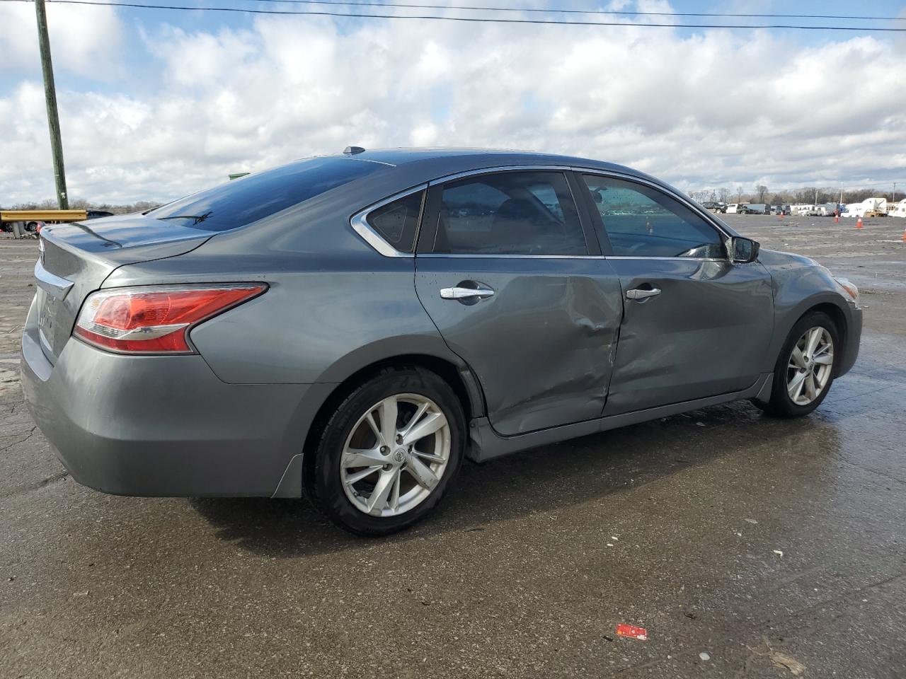 2014 Nissan Altima - Image 3