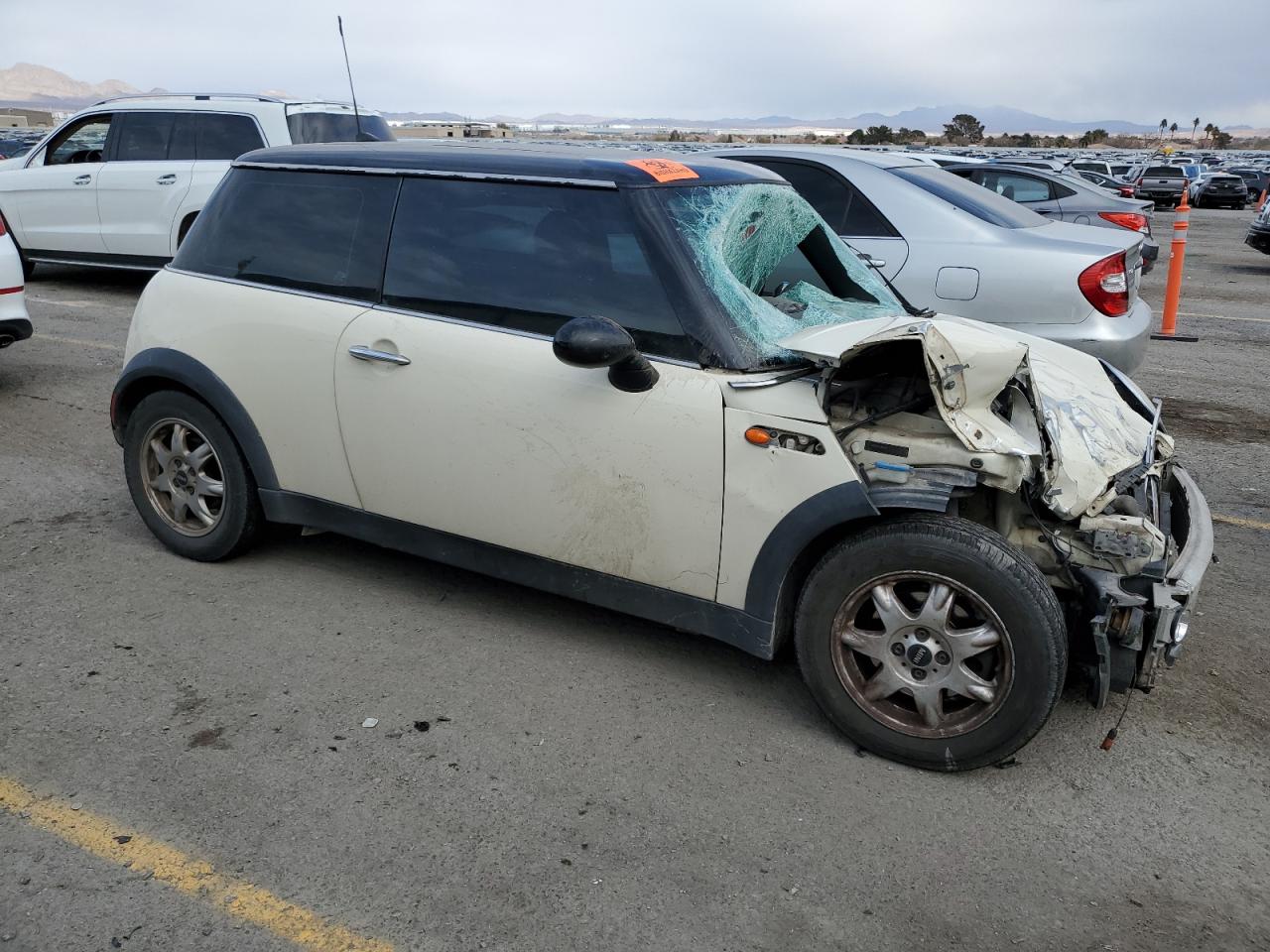 2006 MINI Cooper - Image 4