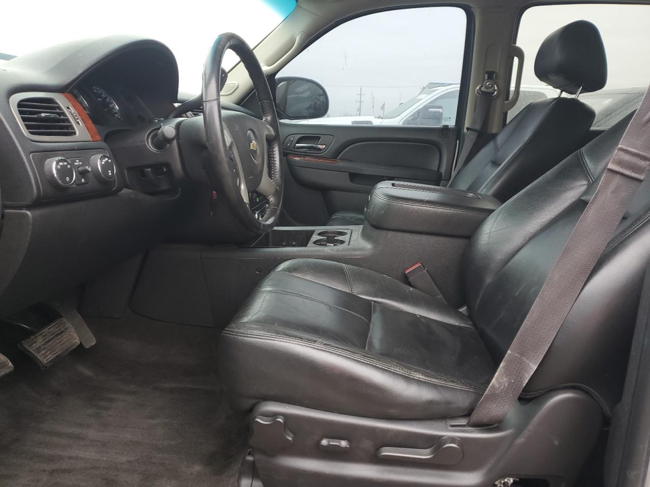 2013 Chevrolet Avalanche - Image 7