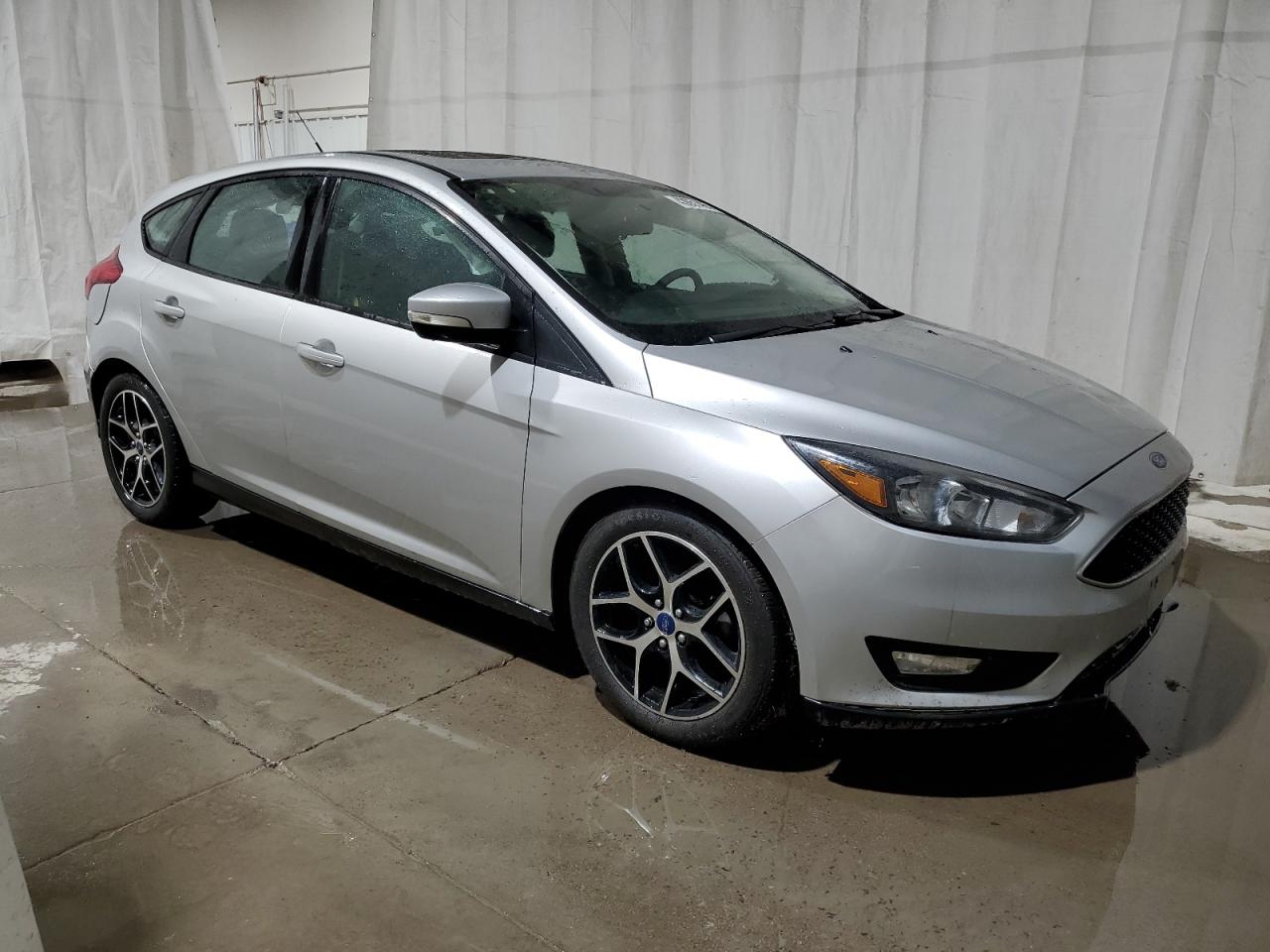 2017 Ford Focus - Image 4