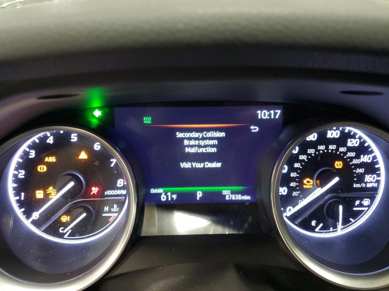 2022 Toyota Camry - Image 9