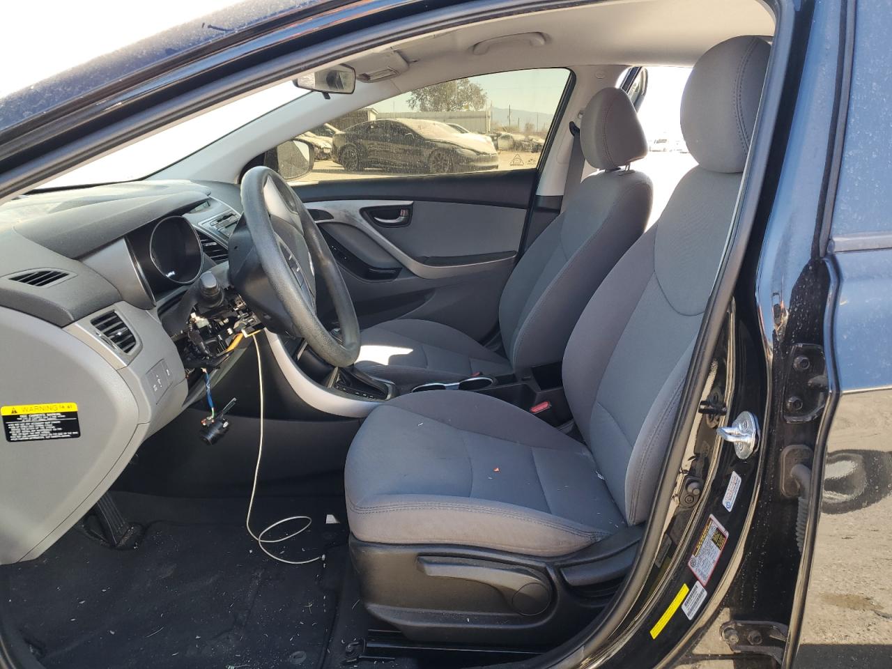 2016 Hyundai Elantra - Image 7