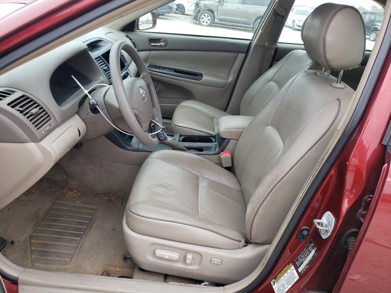 2005 Toyota Camry - Image 7