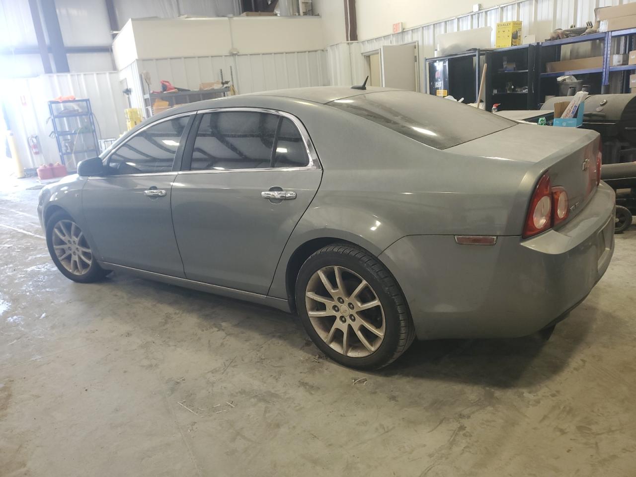 2008 Chevrolet Malibu - Image 2