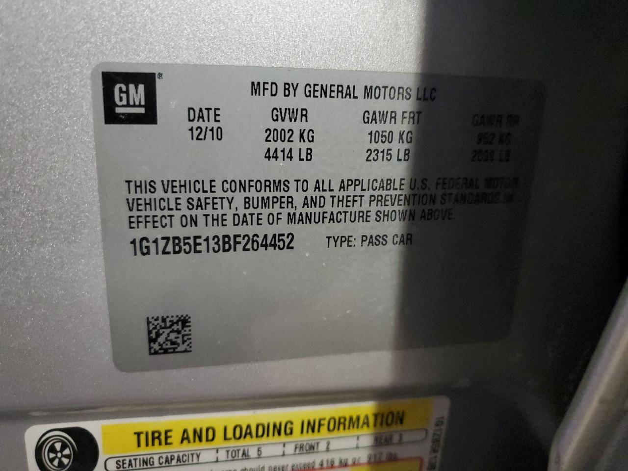 2011 Chevrolet Malibu - Image 12
