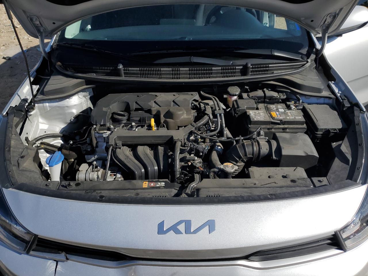 2023 Kia Rio - Image 11