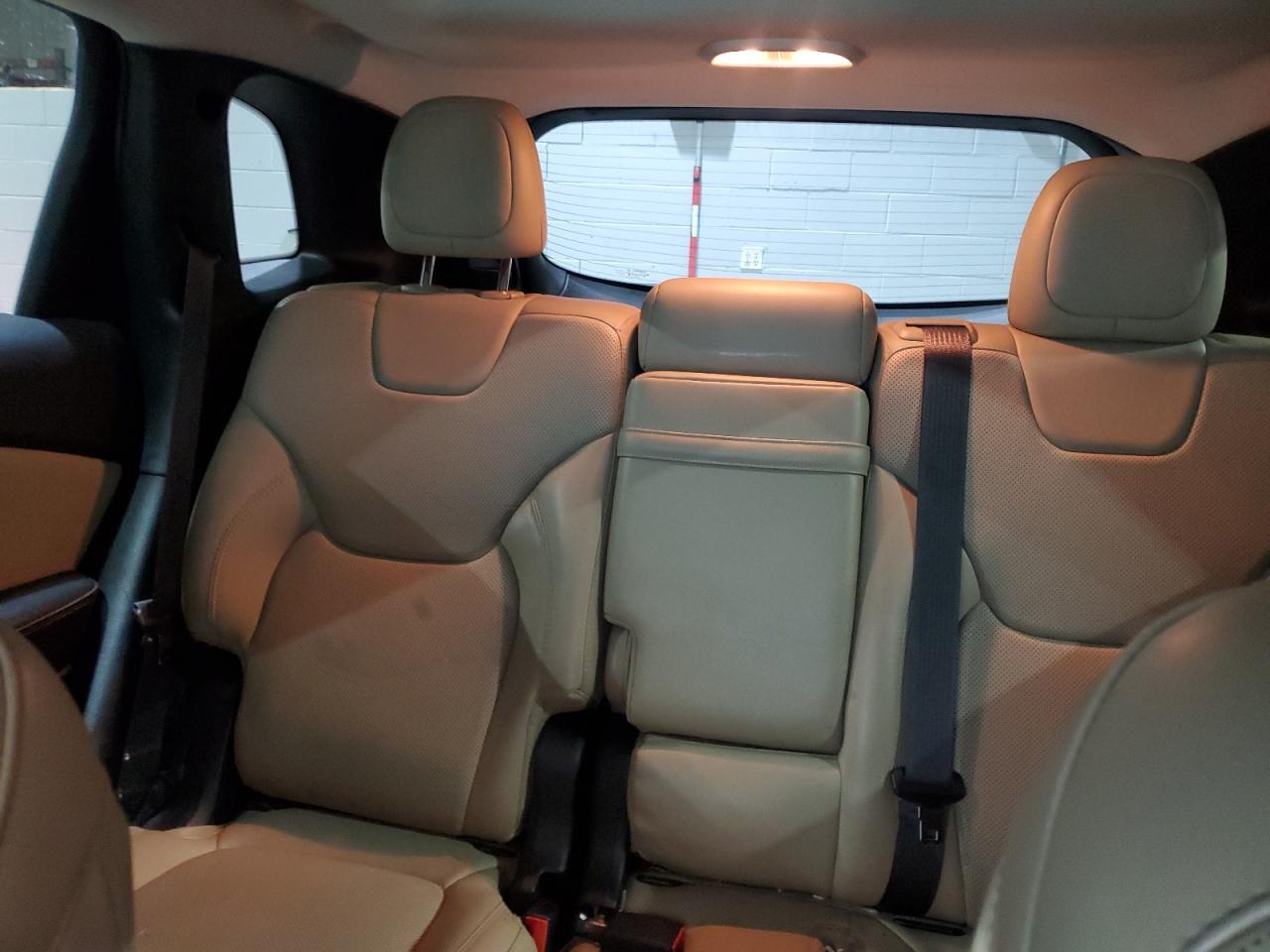 2015 Jeep Grand Cherokee - Image 10