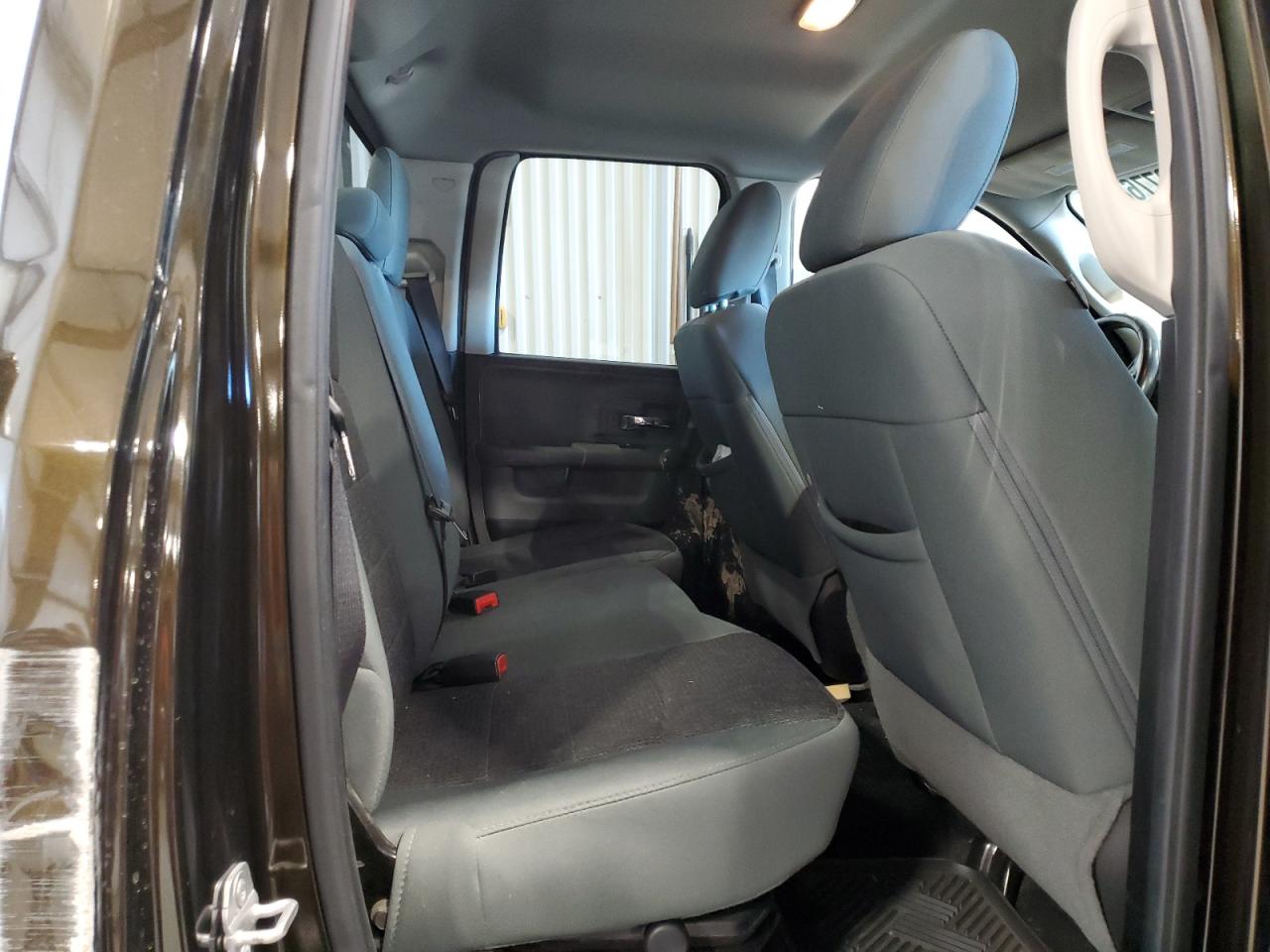 2014 RAM 1500 - Image 11