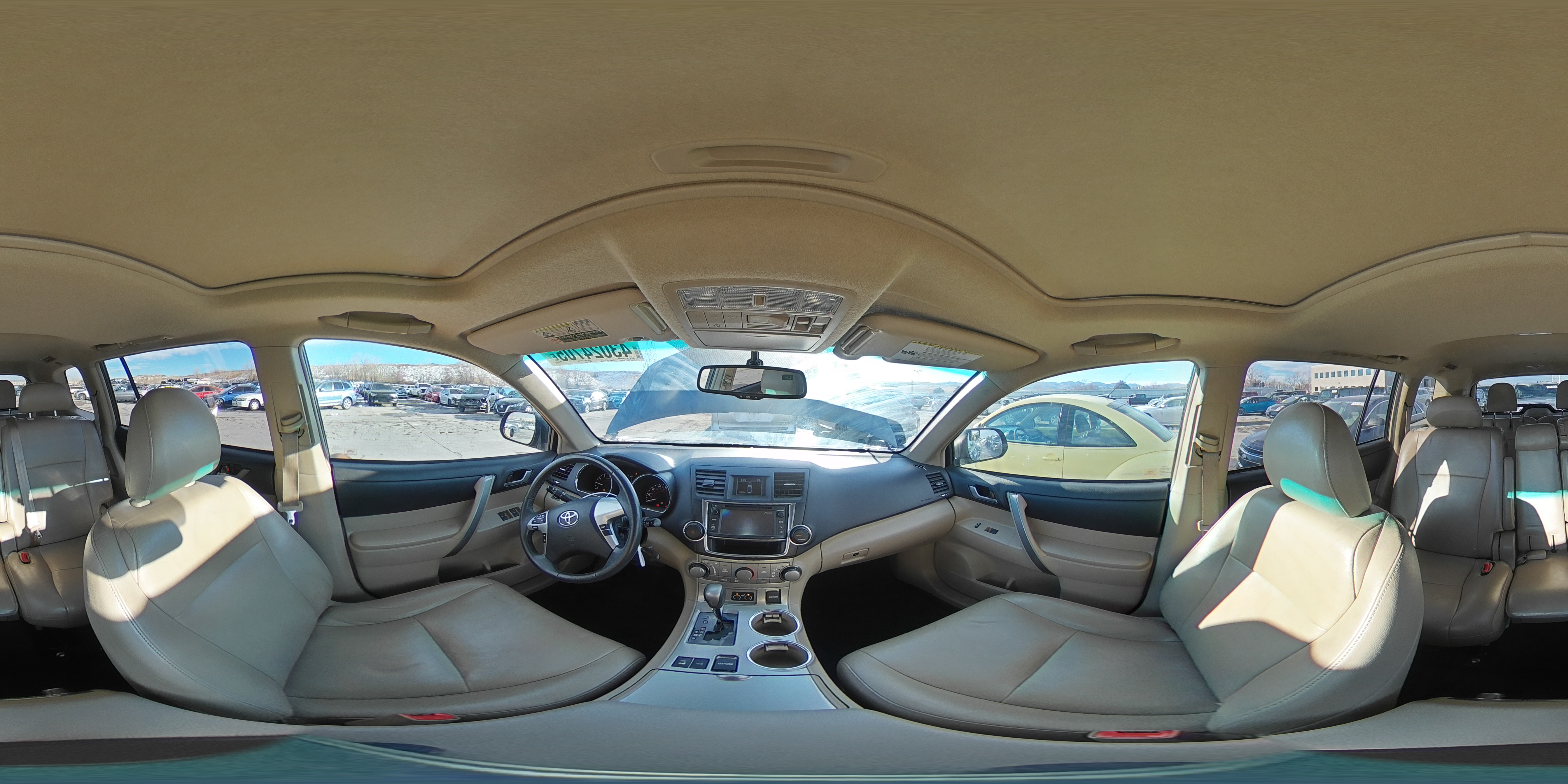 2013 Toyota Highlander - Image 16