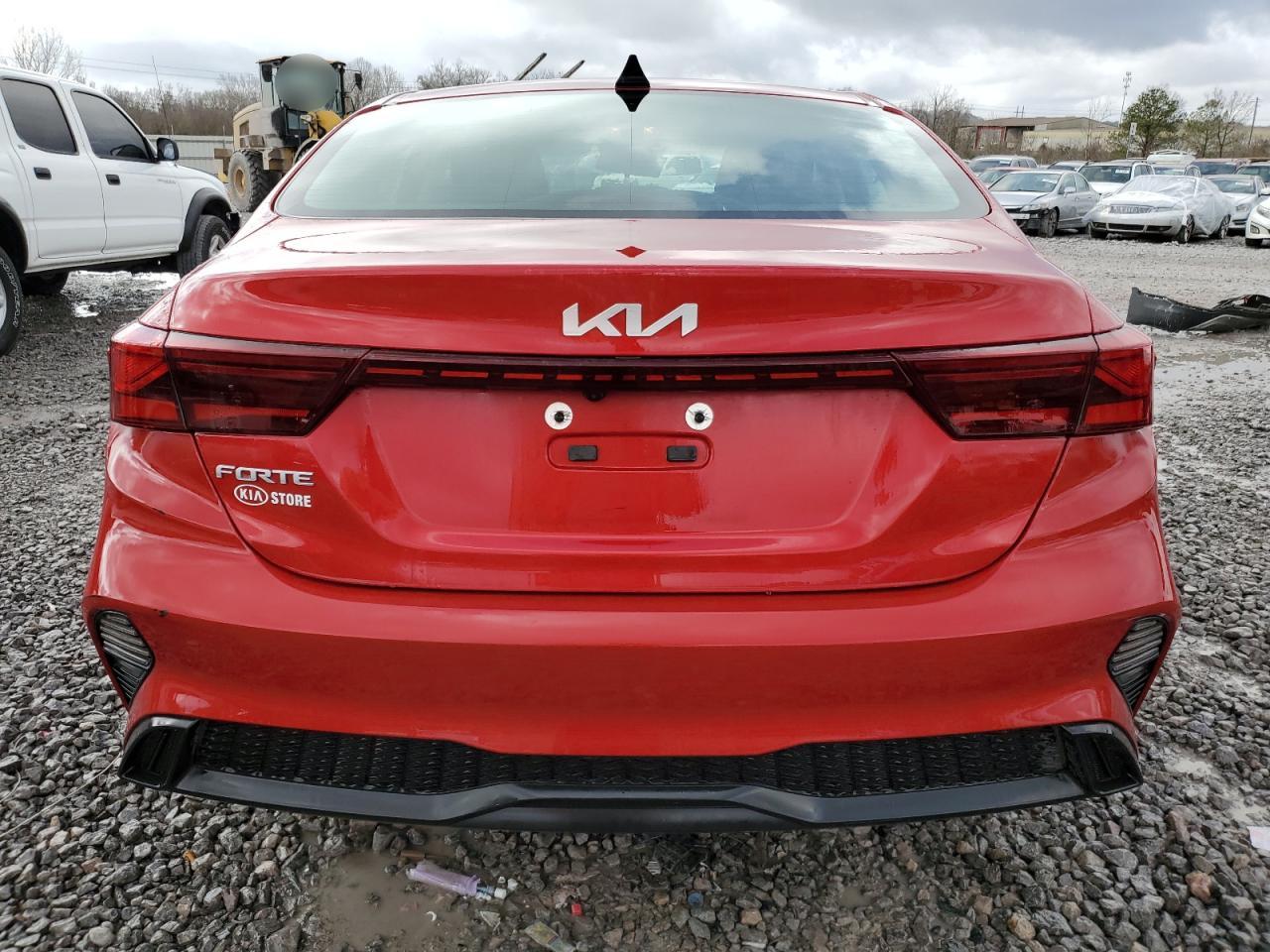 2023 Kia Forte - Image 6