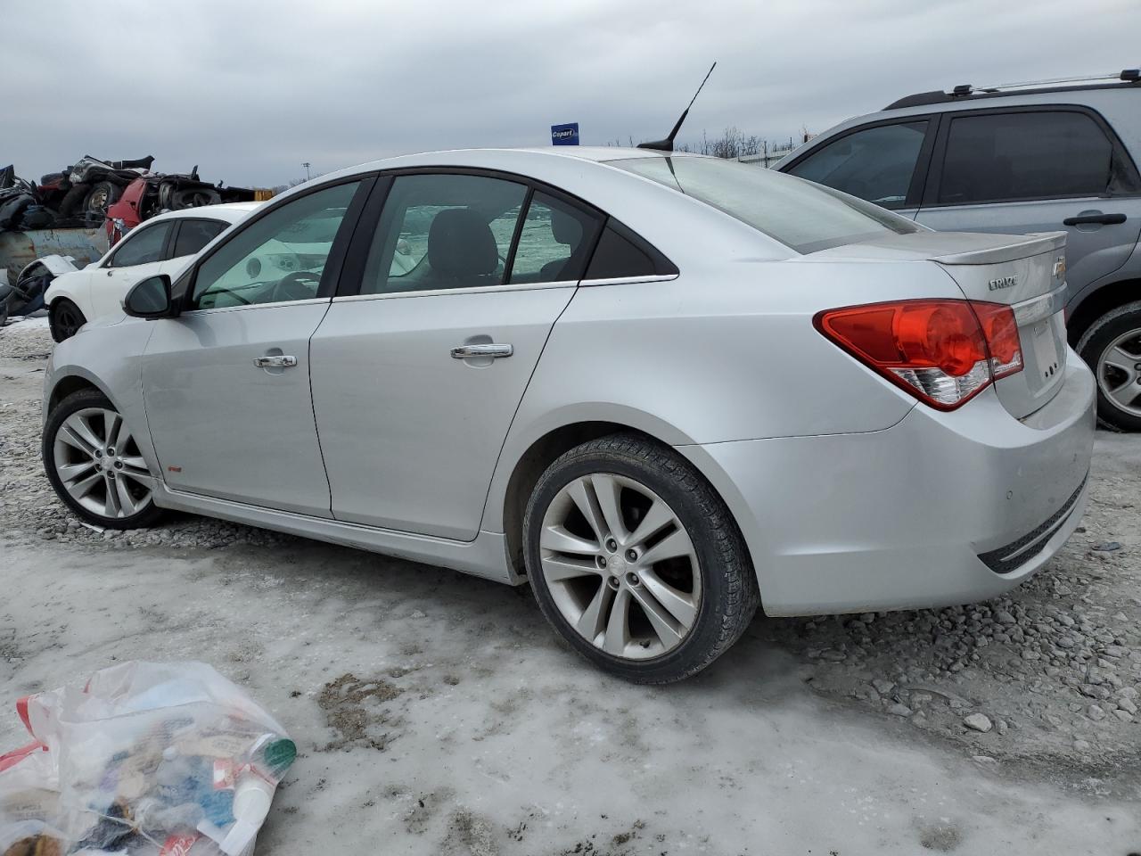 2012 Chevrolet Cruze - Image 2