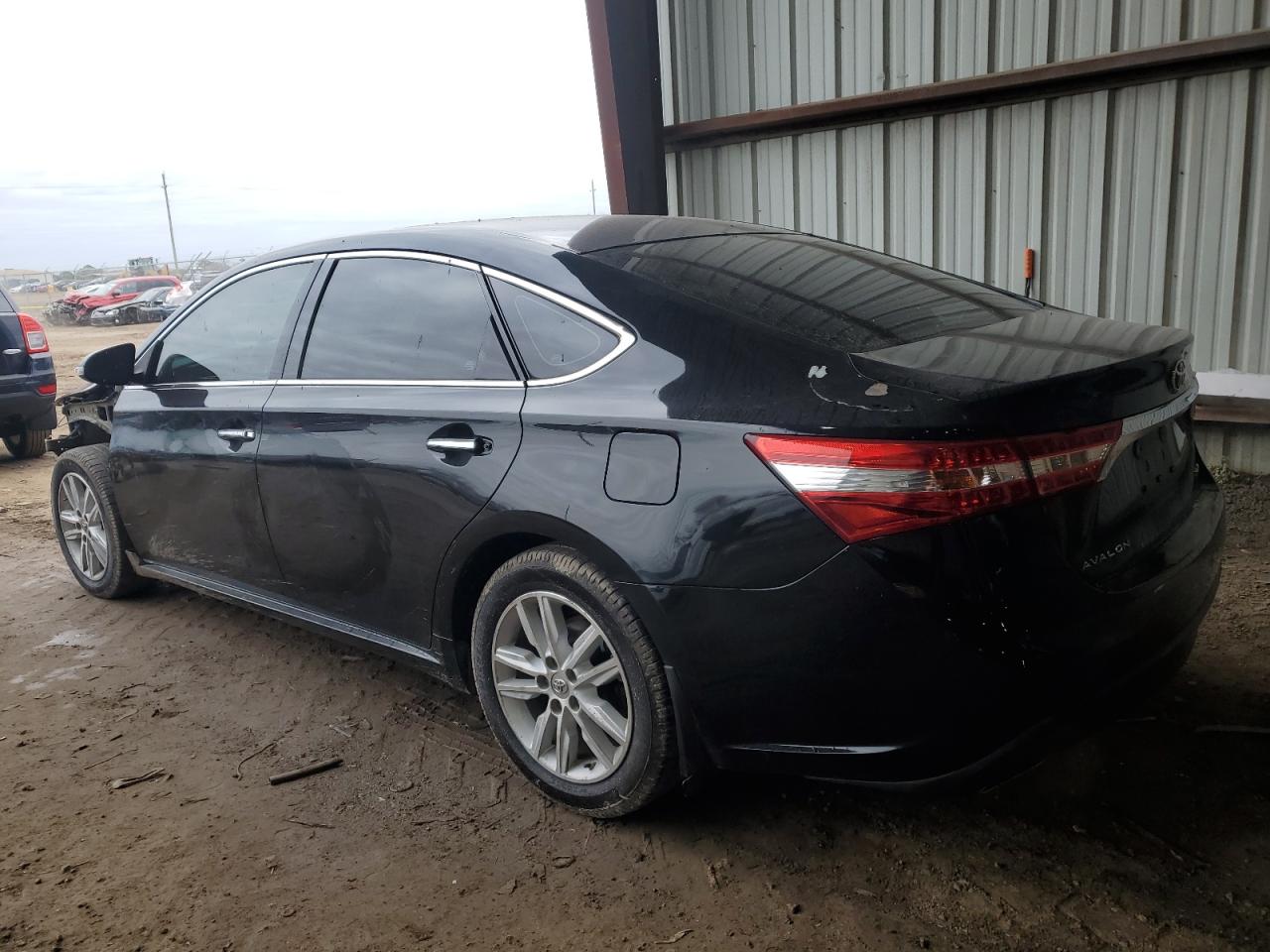 2013 Toyota Avalon - Image 2