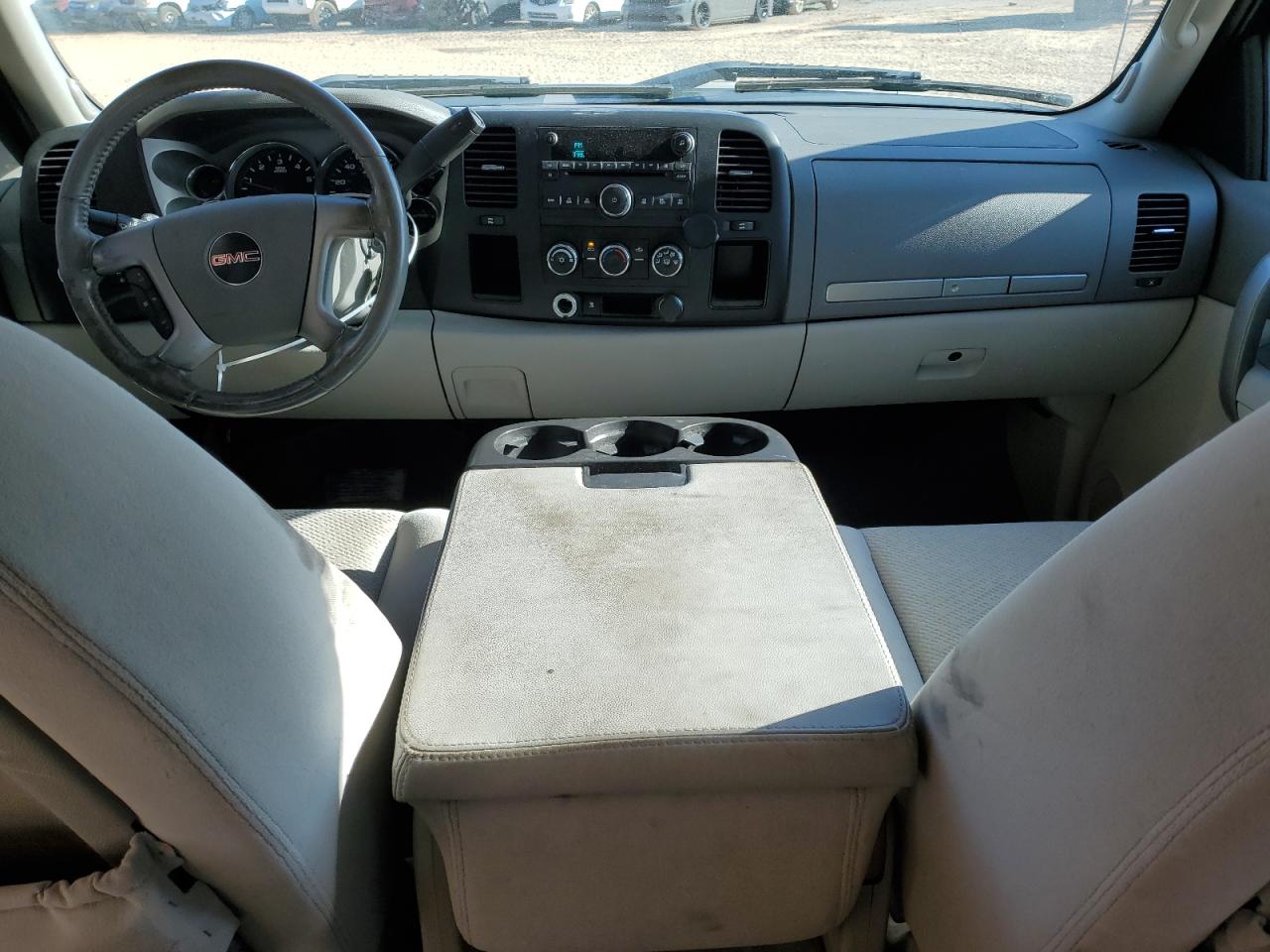 2007 GMC Sierra - Image 8