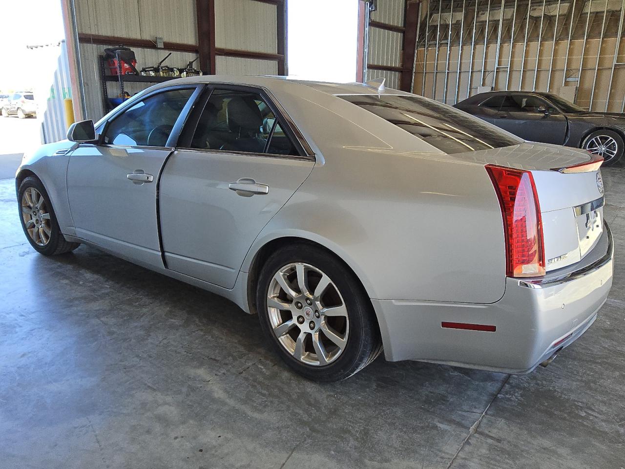 2009 Cadillac CTS - Image 2