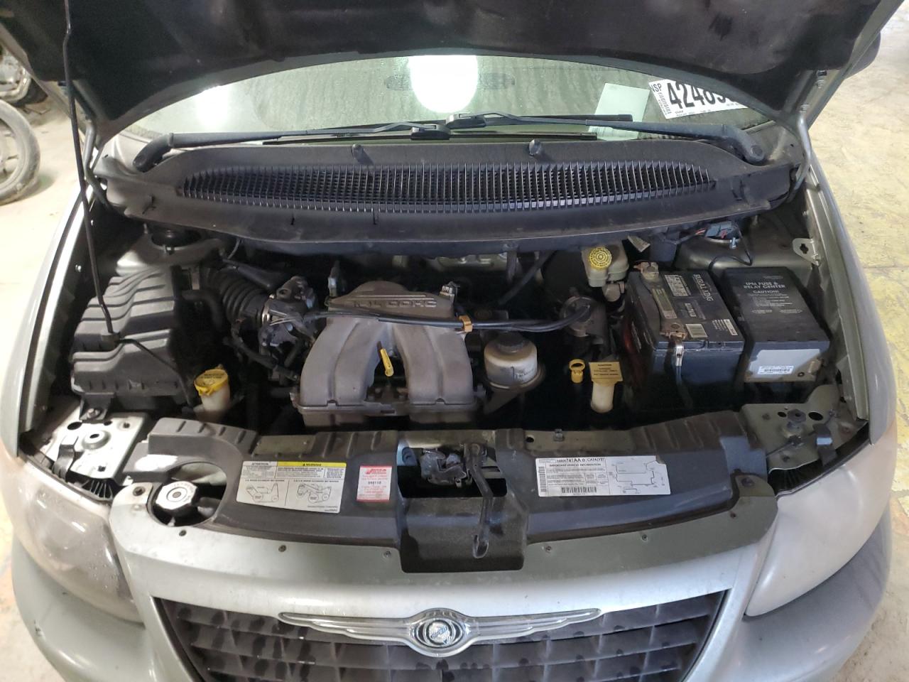 2003 Chrysler Voyager - Image 12