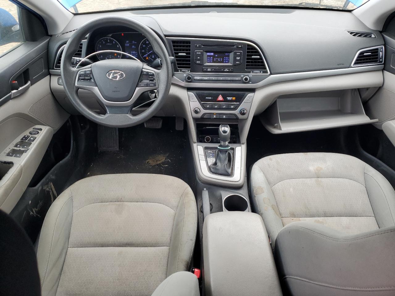 2017 Hyundai Elantra - Image 8