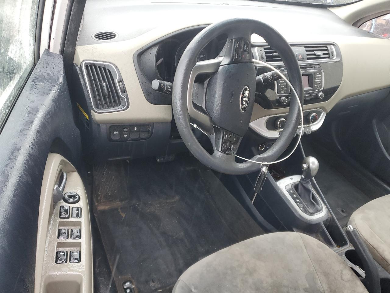 2016 Kia Rio - Image 8