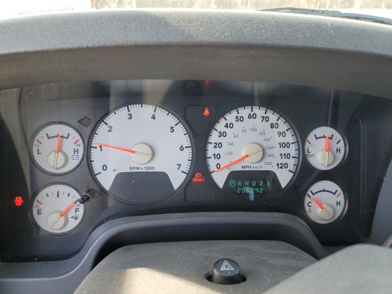 2006 Dodge RAM - Image 9