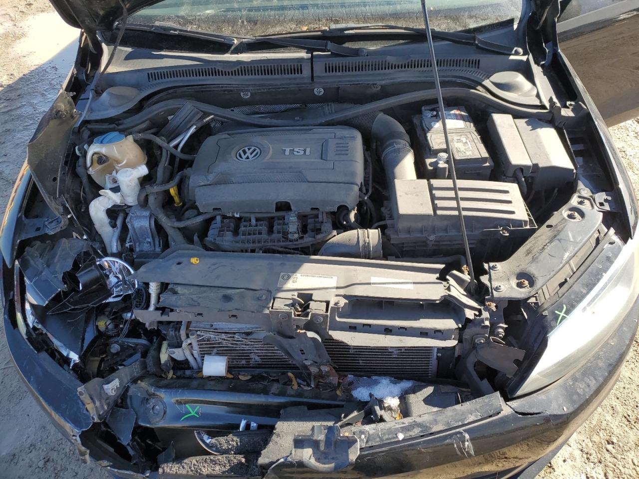 2014 Volkswagen Jetta - Image 11